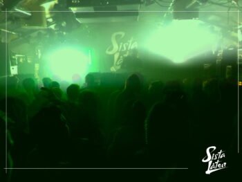 Techno party people partying at Hulen